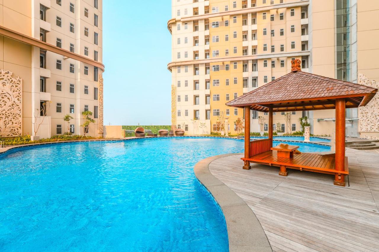 Super Oyo Collection O 16 Vittoria Residence Cakarta Dış mekan fotoğraf