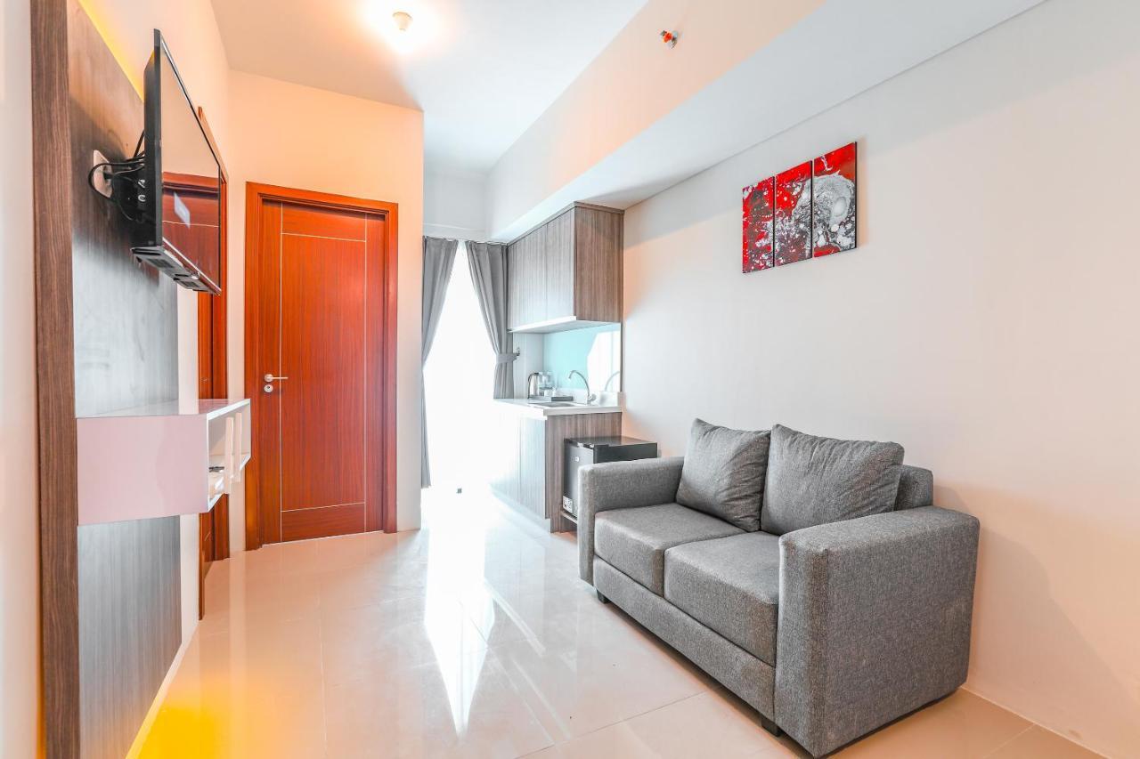 Super Oyo Collection O 16 Vittoria Residence Cakarta Dış mekan fotoğraf