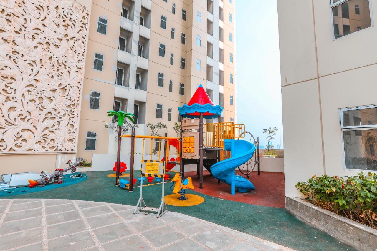 Super Oyo Collection O 16 Vittoria Residence Cakarta Dış mekan fotoğraf