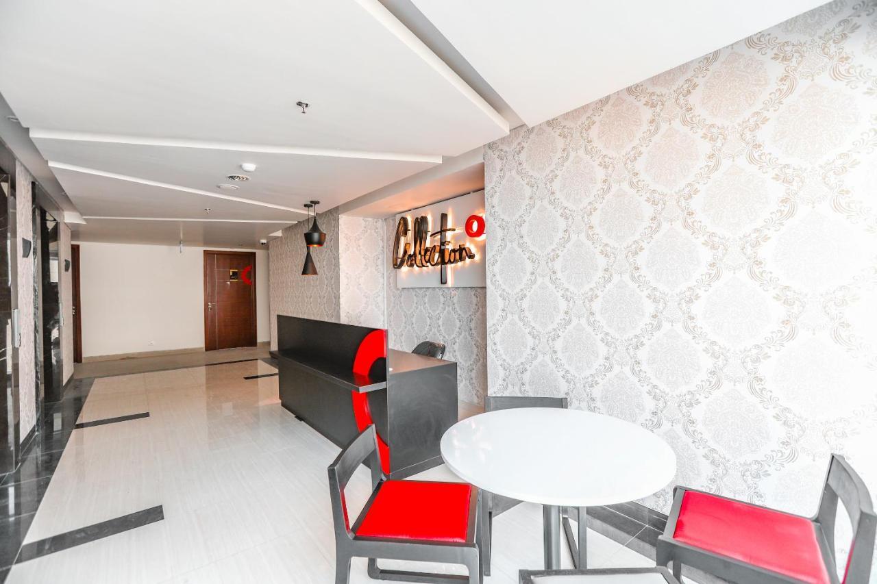 Super Oyo Collection O 16 Vittoria Residence Cakarta Dış mekan fotoğraf