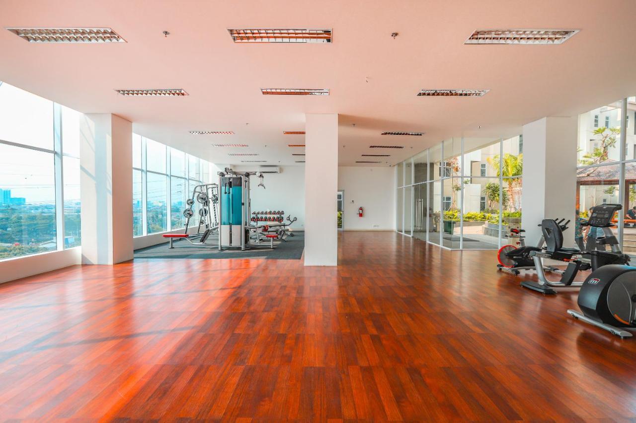 Super Oyo Collection O 16 Vittoria Residence Cakarta Dış mekan fotoğraf